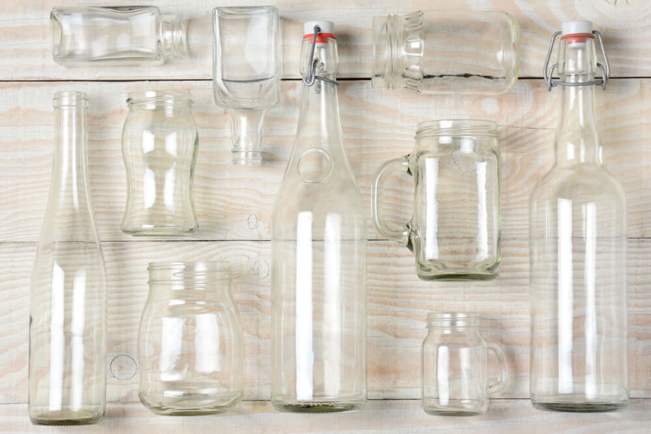 Bottles, Jars, Cans and Packaging (Carton & Plastic Box), Pallet
